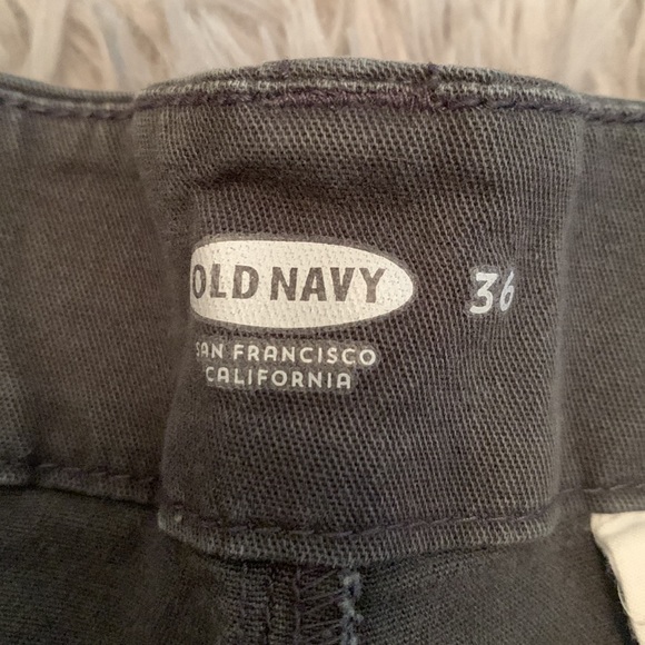 🌸 Old Navy Cargo Shorts for Men - Picture 5 of 5